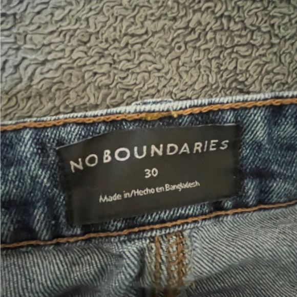 summer Ripped jean shorts - Picture 2 of 2